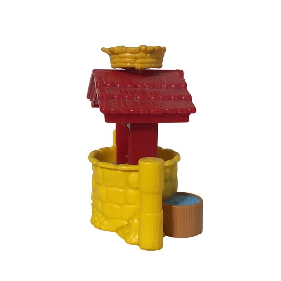 Fisher Price Little People Farm Wishing Well - Picture 3 of 7